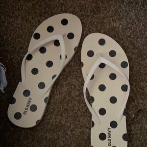 Dotted sandals